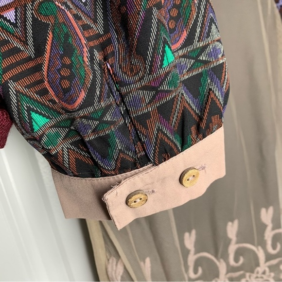 Gimmicks by BKE Lace Top - Picture 6 of 11